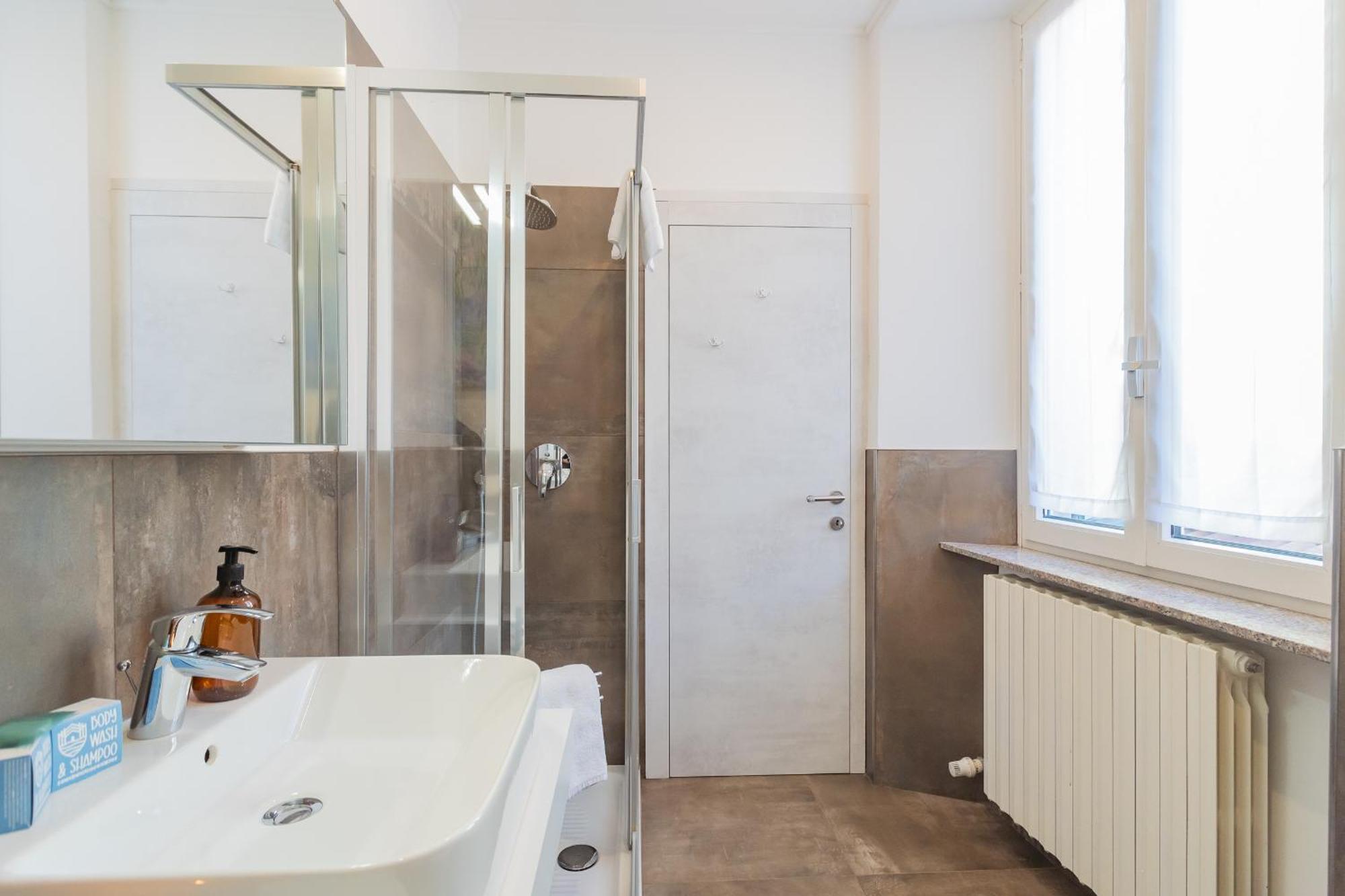 La Casa Di Nino By Rent All Como Exterior photo