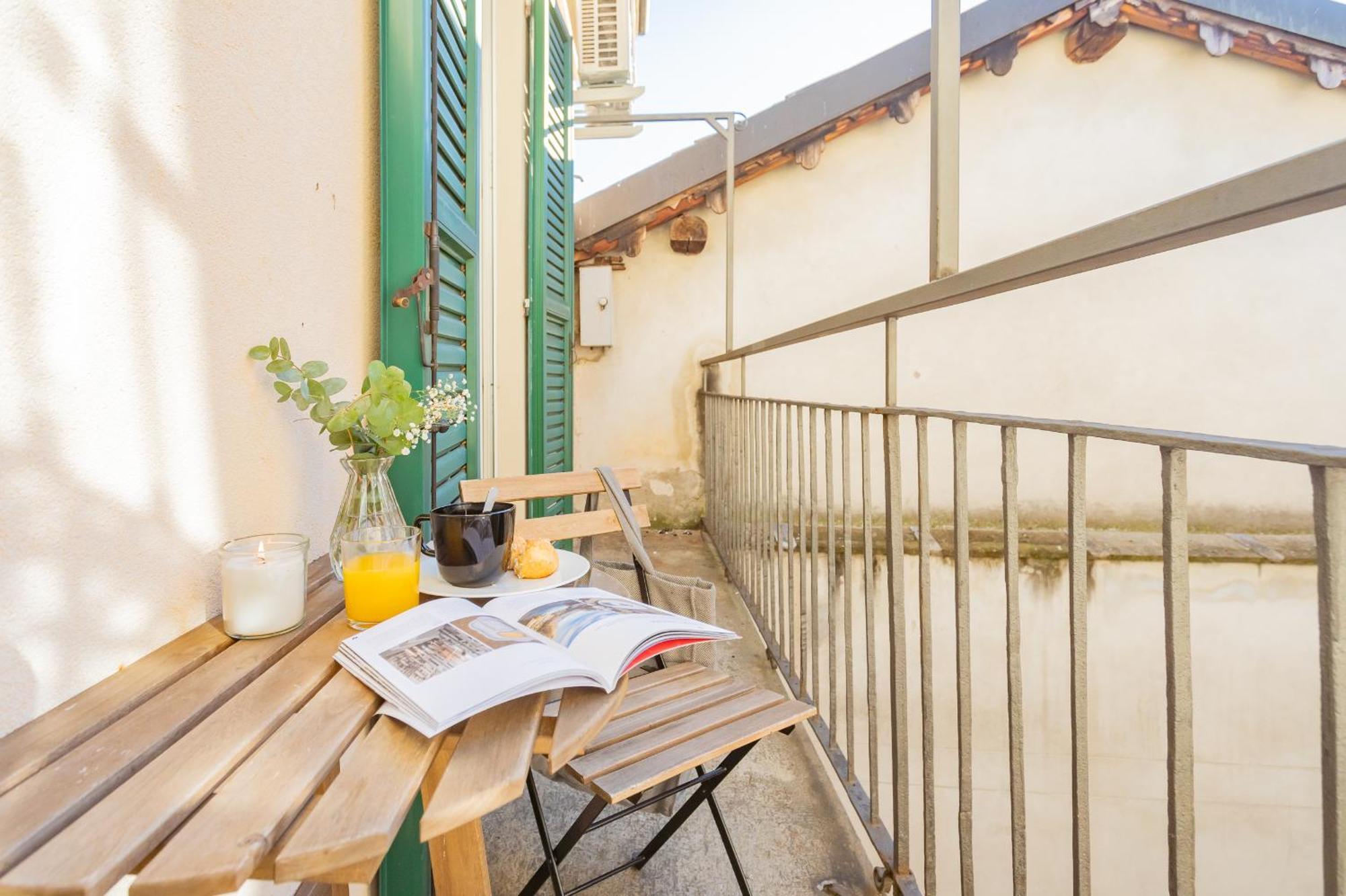La Casa Di Nino By Rent All Como Exterior photo