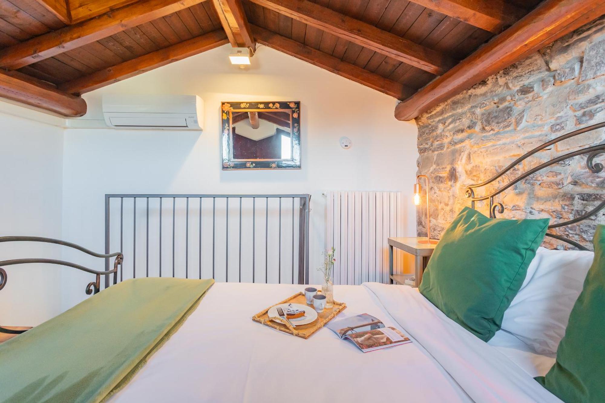 La Casa Di Nino By Rent All Como Exterior photo