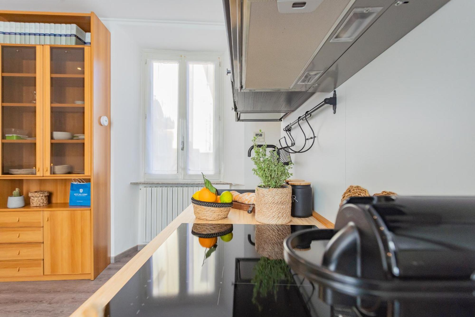 La Casa Di Nino By Rent All Como Exterior photo